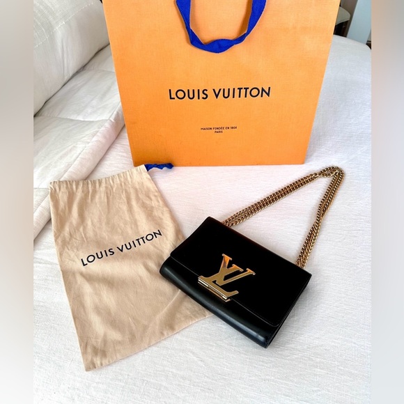 Louis Vuitton Calfskin Chain Louise GM Crossbody Bag - Picture 6 of 14